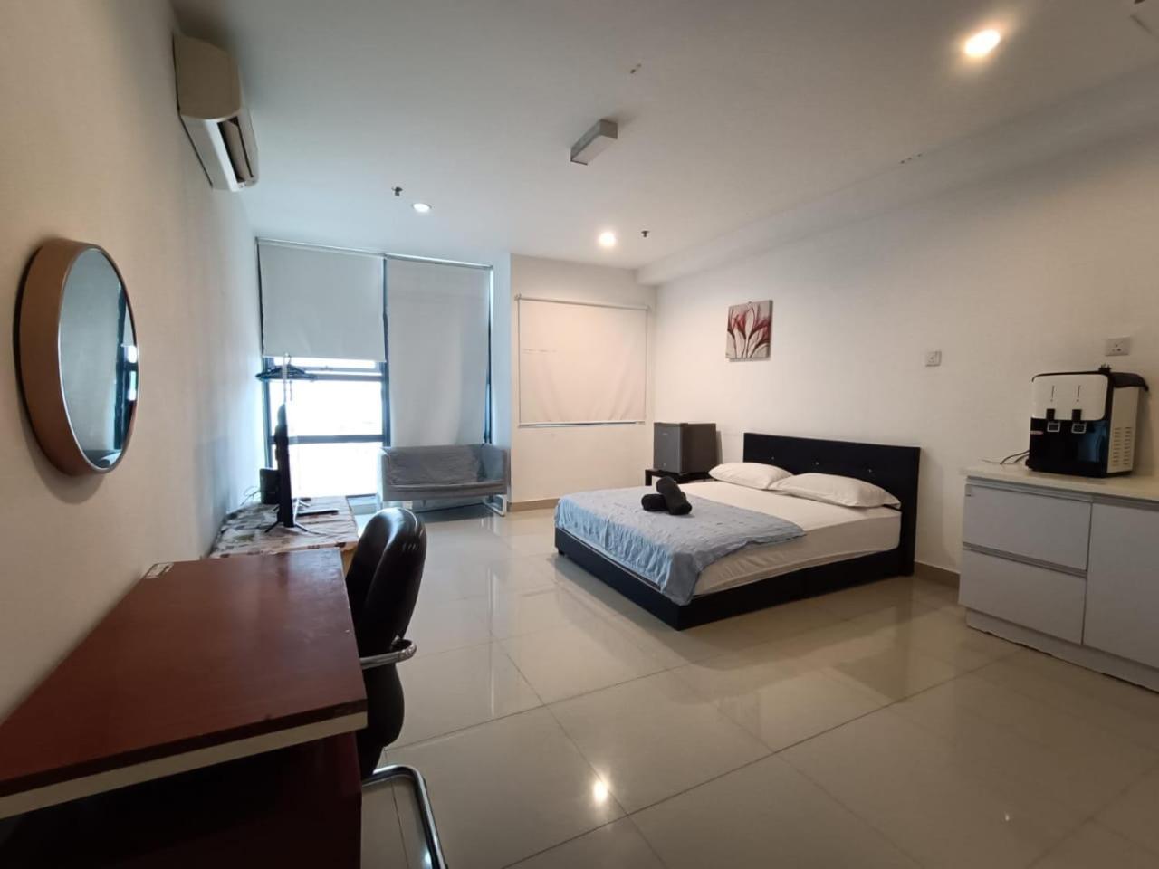 Appartamento Pj5 Soho By Wsy Petaling Jaya Esterno foto