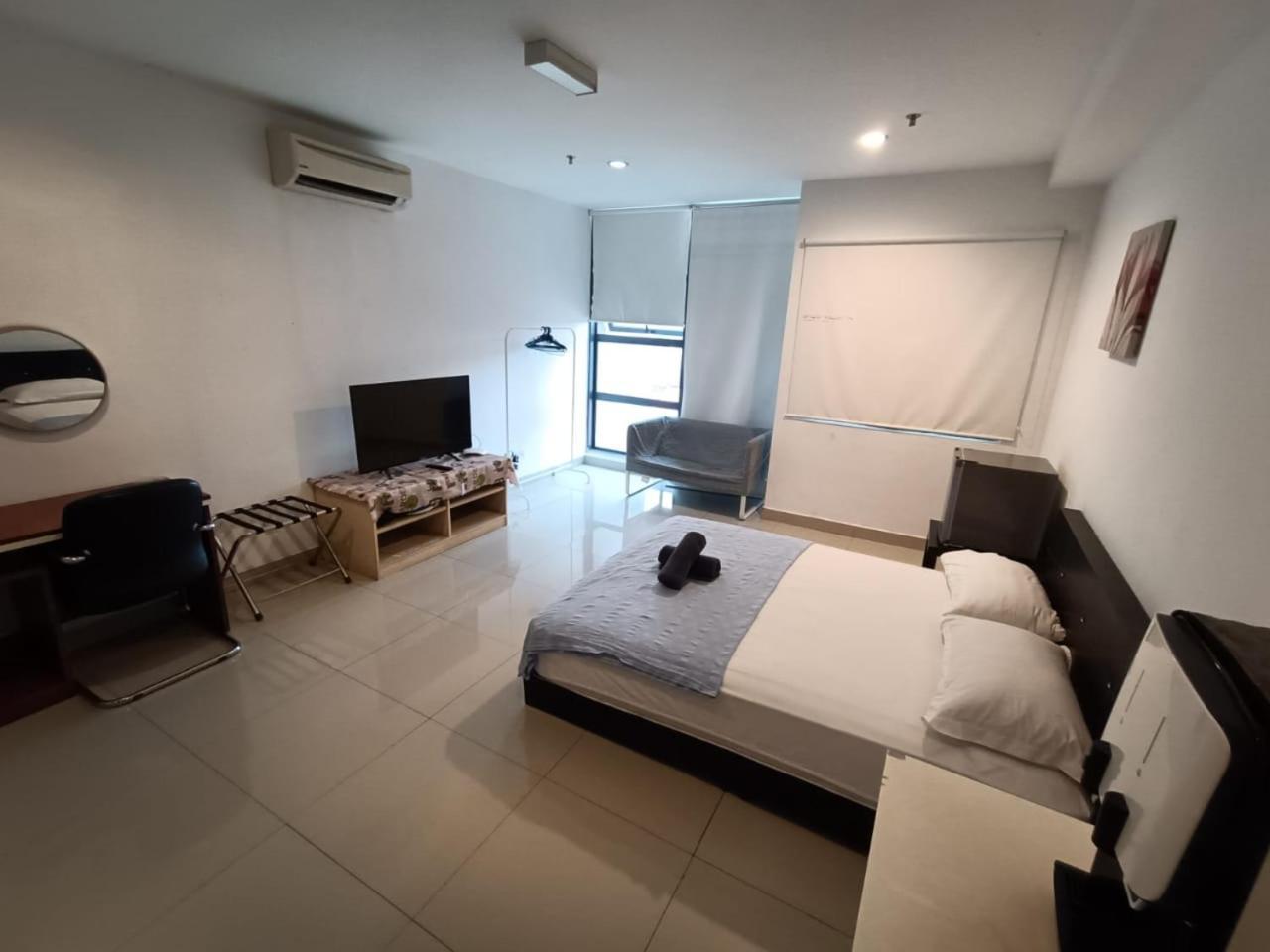 Appartamento Pj5 Soho By Wsy Petaling Jaya Esterno foto