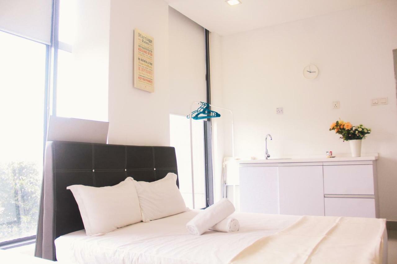 Appartamento Pj5 Soho By Wsy Petaling Jaya Esterno foto