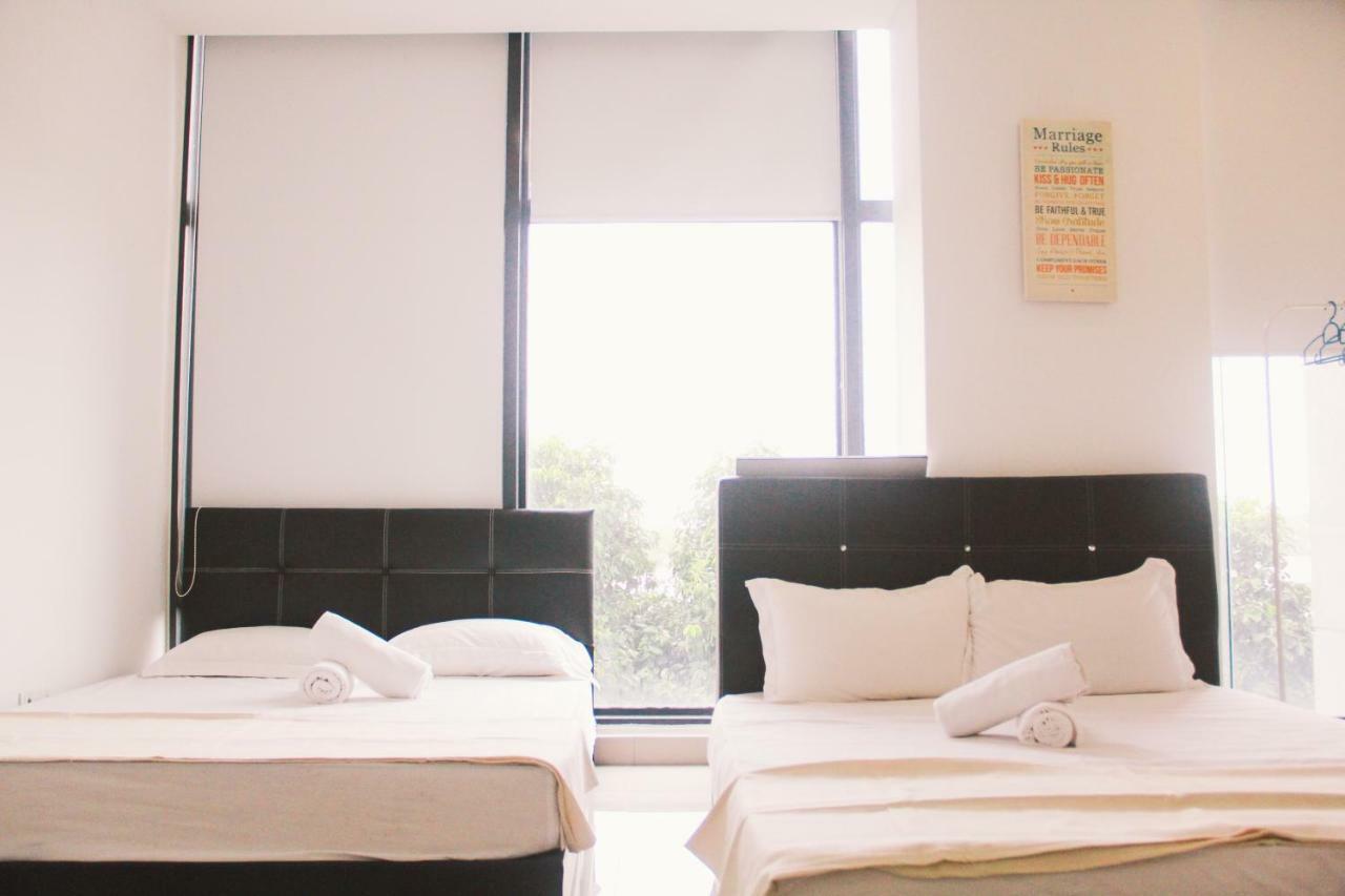 Appartamento Pj5 Soho By Wsy Petaling Jaya Esterno foto